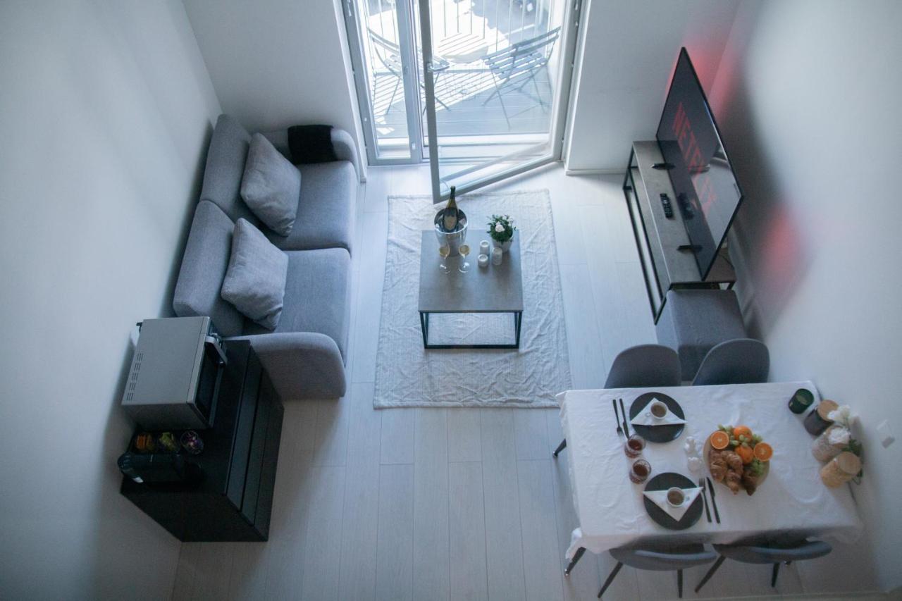 Elegant Penthouse Loft - Near The Airport Appartement Vantaa Buitenkant foto
