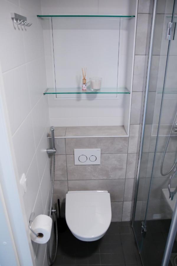 Elegant Penthouse Loft - Near The Airport Appartement Vantaa Buitenkant foto