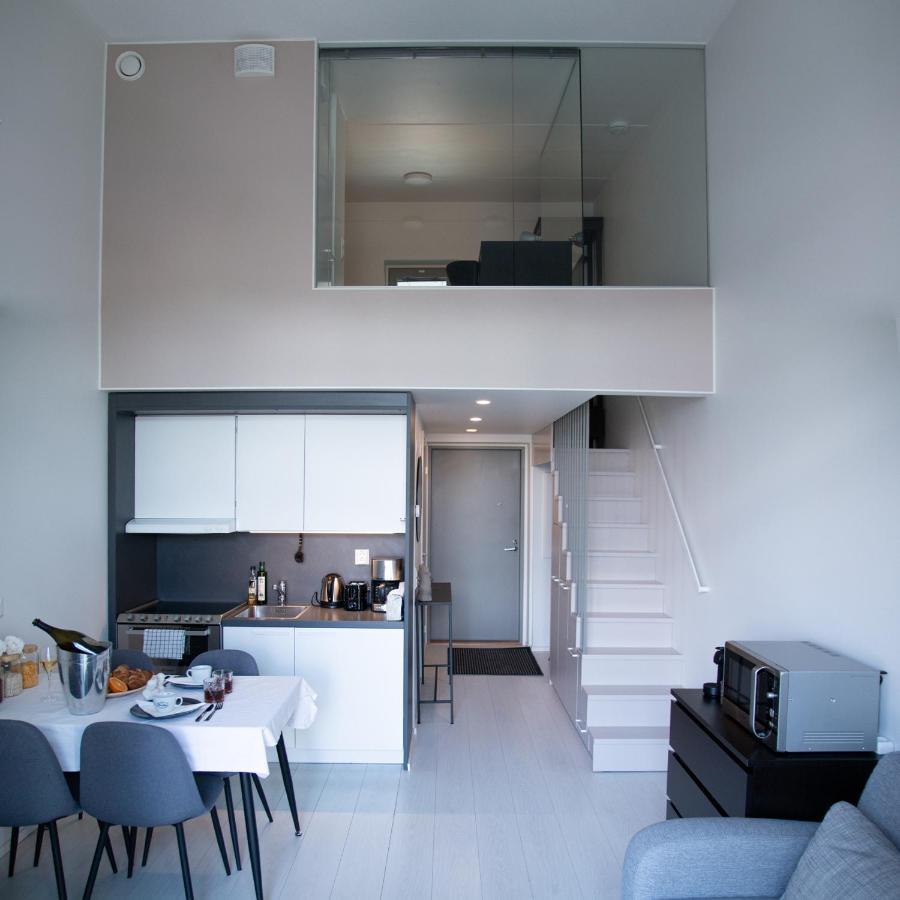 Elegant Penthouse Loft - Near The Airport Appartement Vantaa Buitenkant foto